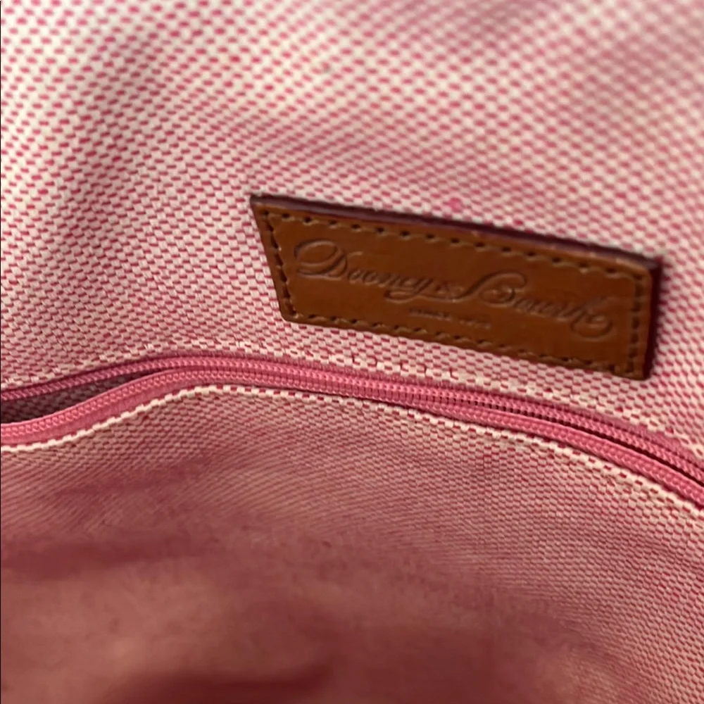 Classic Dooney and Bourke Bag - Picture 8 of 11